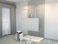 Balmani Modular Inloopdouche Met Vrijstaande Wand 140 X 200 Cm Helder Glas Met Matte Strook Glanzend Chroom Profiel